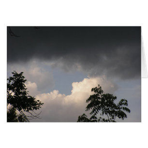 Las nubes oscuras no permanecen de largo