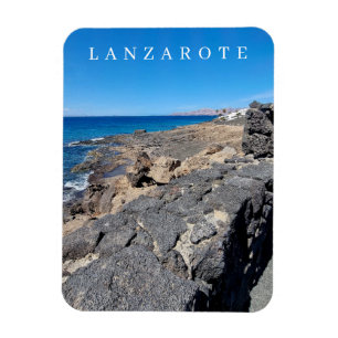 Las piedras volcánicas de Lanzarote miran el imán