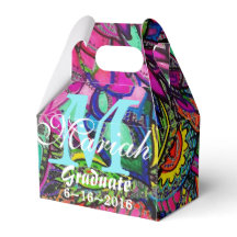 Las plumas de paisly caja de favores brillante y c