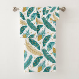 Las plumas Verde azuladas y de oro del Boho