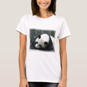Las señoras del oso de panda cupieron la camiseta