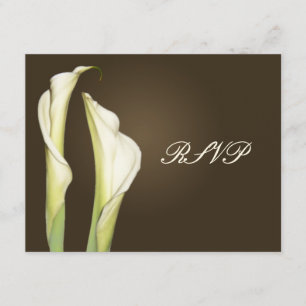 Las tarjetas RSVP de Calla Lillies requieren invit