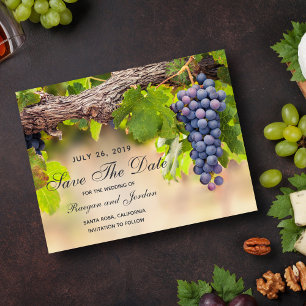 Las uvas en las vides salvan la tarjeta de fecha