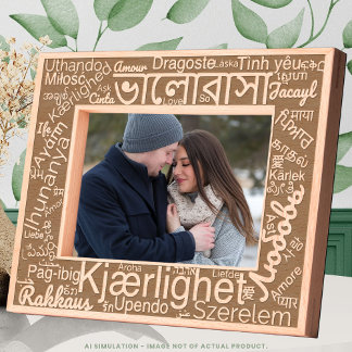 Láser moderno y elegante grabado 'AMOR' en 50 idio