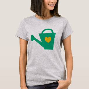 lata de agua dulce con camiseta de corazón para ja