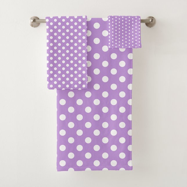 Lavanda y punto de polka blanco (In situ)