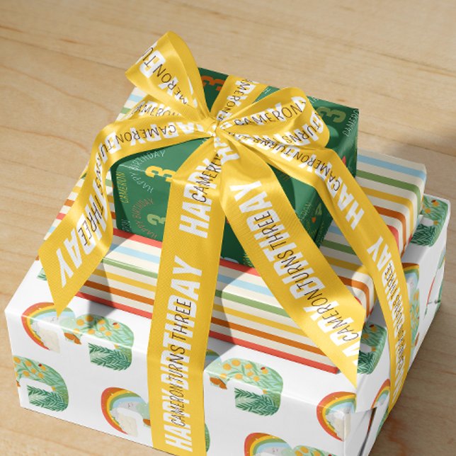 Lazo De Raso Amarillo suave feliz cumpleaños con nombre y edad (Yellow and white happy birthday ribbon with customized name text)