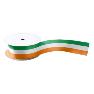 Lazo De Raso Banderas irlandesas con cinta de colores, Irlanda/