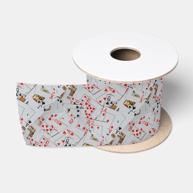 Lazo De Raso Cubierta de cartas de juego dispersas, (Carrete)