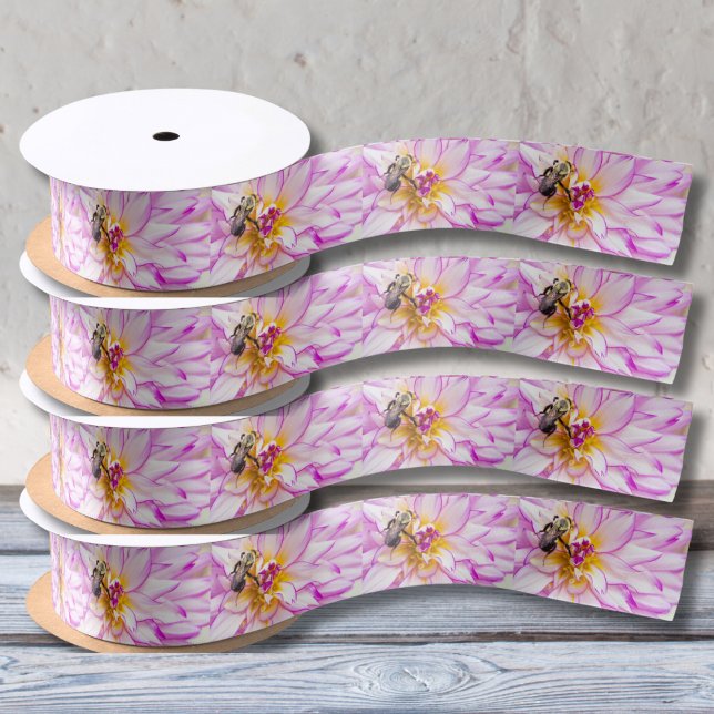 Lazo De Raso Dahlia rosa y blanca con cinta de abejas con burbu (Subido por el creador)