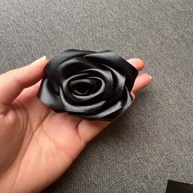 Lazo De Raso Decorativo de cara única negro (Subido por el creador)