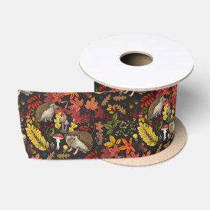 Lazo De Raso Erizo y flora del bosque de otoño sobre negro