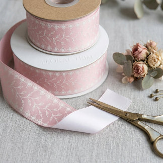 Lazo De Raso Estilo de Bordado Floral Rosa Suave y Elegante