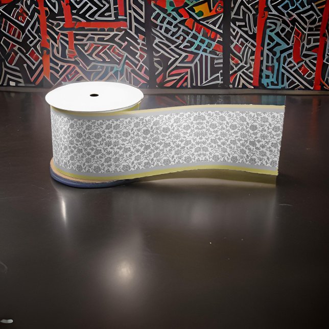 Lazo De Raso Gris plateado floral de encaje plateado de oro (Subido por el creador)