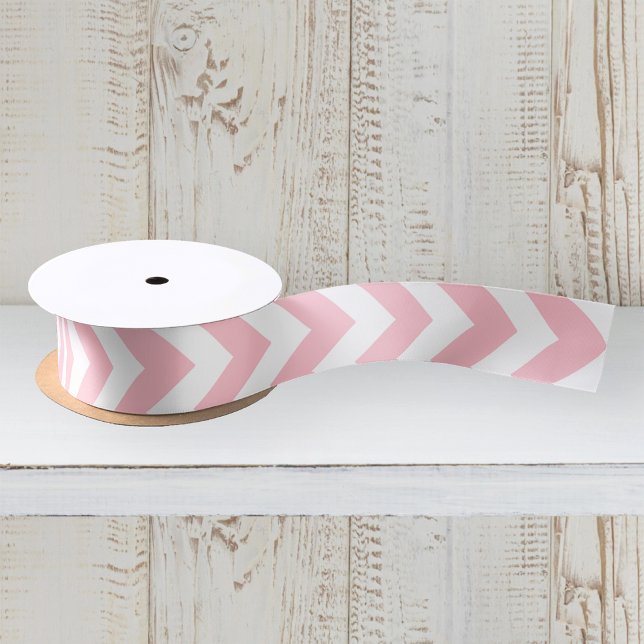 Lazo De Raso Patrón de Chevron en Zigzag Rosa y Blanco (Subido por el creador)