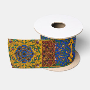 Lazo De Raso Patrón floral intrincado persa decorativo