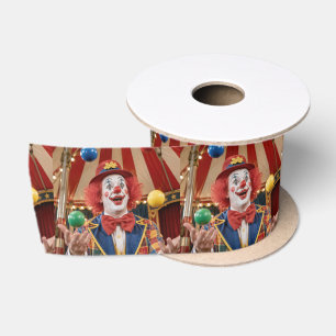 Lazo De Raso Payaso Feliz Lanzando Bolas Coloridas
