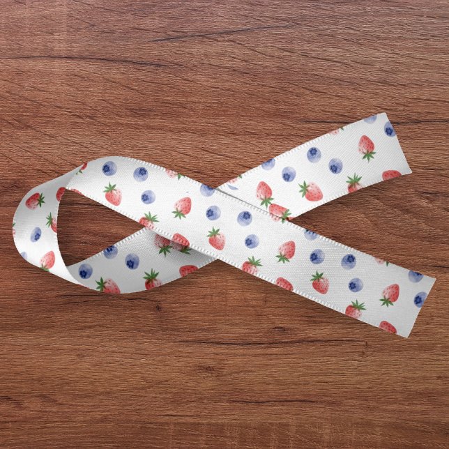 Lazo De Raso Strawberry Blueberry Pattern Berry Sweet White (Strawberry Blueberry Pattern Berry Sweet White Satin Ribbon
)