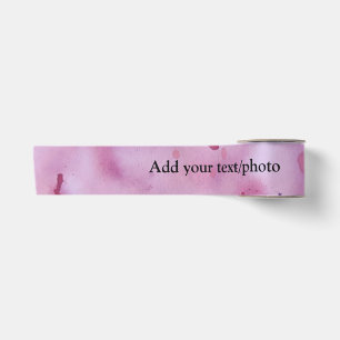 Lazo De Raso texto abstracto pintado a mano con acuarela rosa a