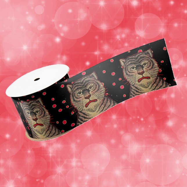 Lazo De Raso Tigre feroz a rayas asiáticas (Had of Asian striped tiger with fierce face red polka dots on black gift wrap or craft ribbon.)