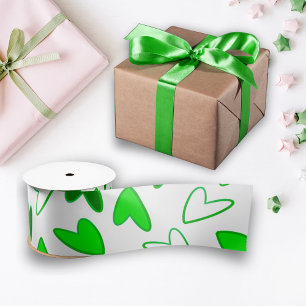 Lazo De Raso Whimsical Fun Green Heart Pattern