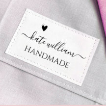 Etiqueta de ropa con guión personalizado para artí