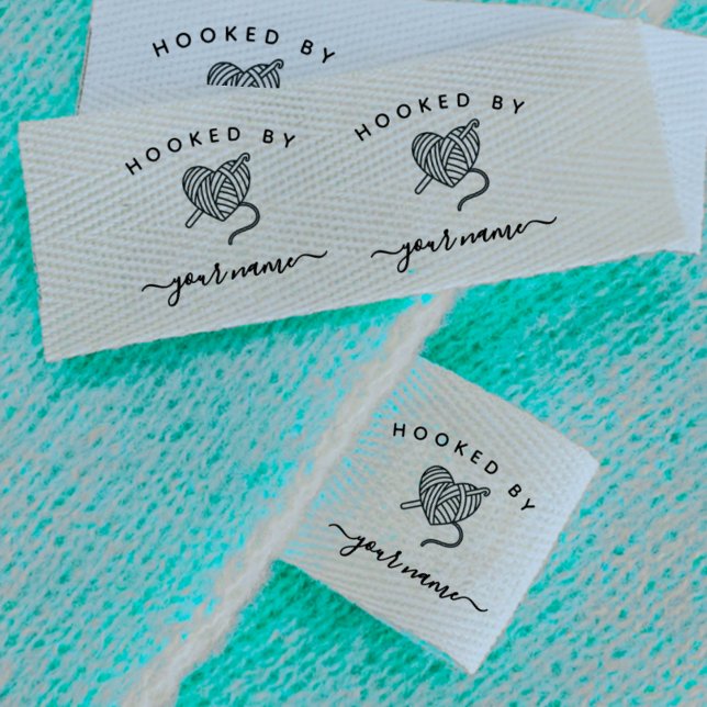 Lazo De Tela Gruesa  Script Hooked by Custom cut and sew crochet (Subido por el creador)