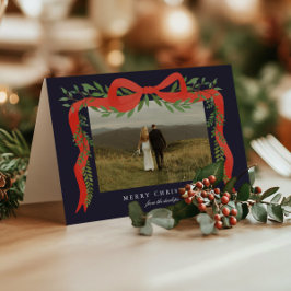Lazo Rojo Elegante con Foto de Navidad con Verdor