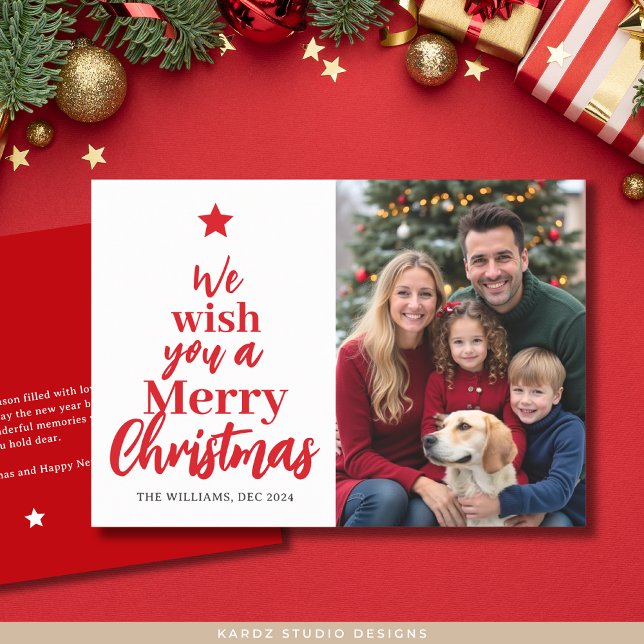 Le Deseamos Una Tarjeta De Fotos De Navidad (Front and back of 5 x 7 inches card is shown. Personalize and choose paper and corner style.)