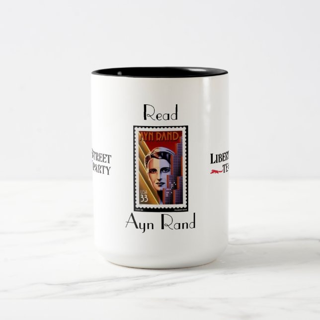Lea la taza de Ayn Rand (Centro)