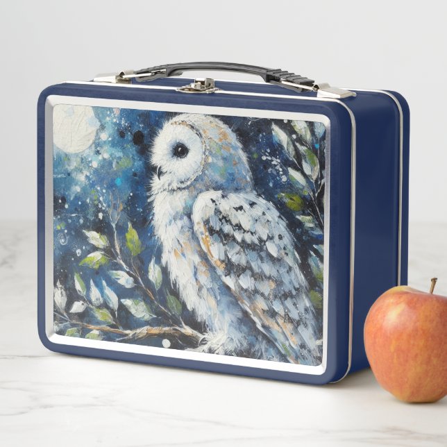 Lechuza blanca en rama con pintura lunar (In situ)