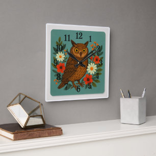 Lechuza caprichosa y flores reloj de pared cuadrad