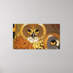 Lechuzas Cutas: Arte Digital Gustav Klimt Style<br><div class="desc">Sumérgete en el encanto caprichoso de estas adorables lechuzas, que se reviven al estilo de Gustav Klimt a través de la magia de la inteligencia artificial. Esta deliciosa obra de arte de IA captura la esencia de la estética expresiva y ornamentada de Klimt, mezclando sus patrones icónicos y colores radiantes...</div>