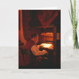 Lectura del viejo hombre de la tarjeta de