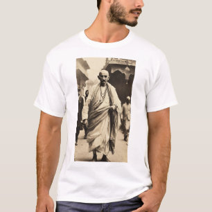 "Legado Gandhi Ji: Camiseta icónica para hombres"