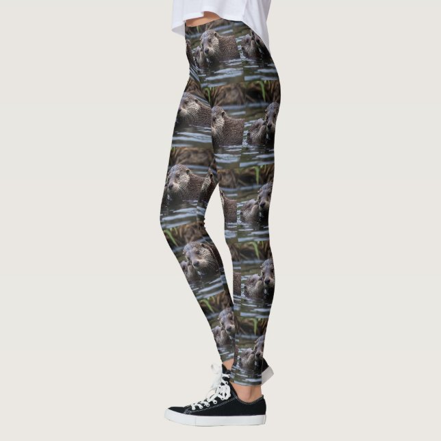 Leggings **"Adrift in Love: Mummy and Baby Otter"** (Izquierda)