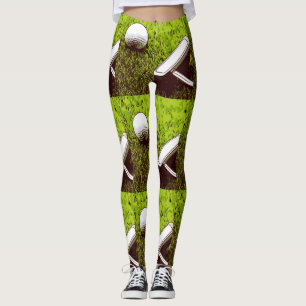 Leggings Baloncesto de golf y putter sobre césped verde