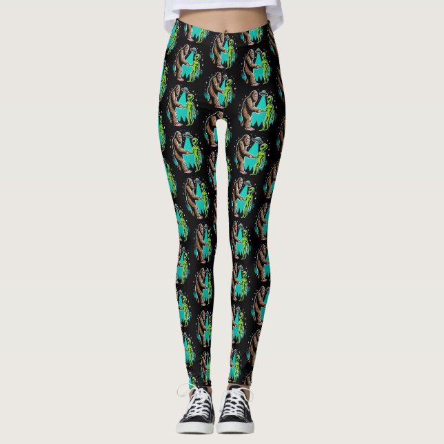 Leggings Bigfoot Meets Alien (Anverso)