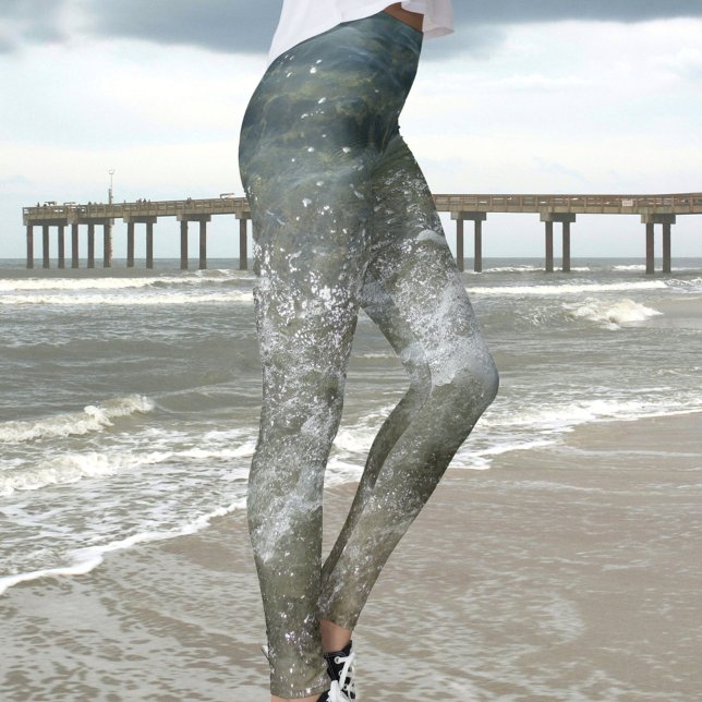 Leggings Breaking Surf Splashashing Ocean Wave (Subido por el creador)