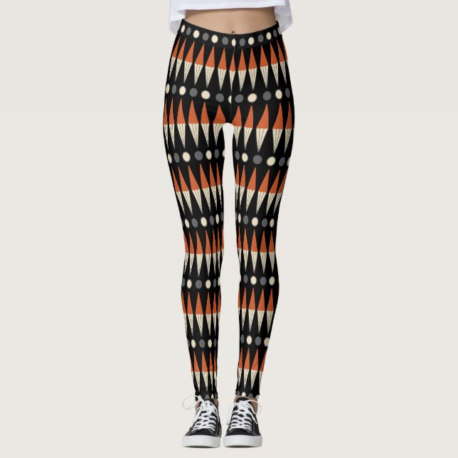 Leggings Brown y modelo moderno de los mediados de siglo (Anverso)
