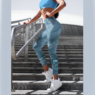 Leggings Canica azul con una rosa en cada pierna