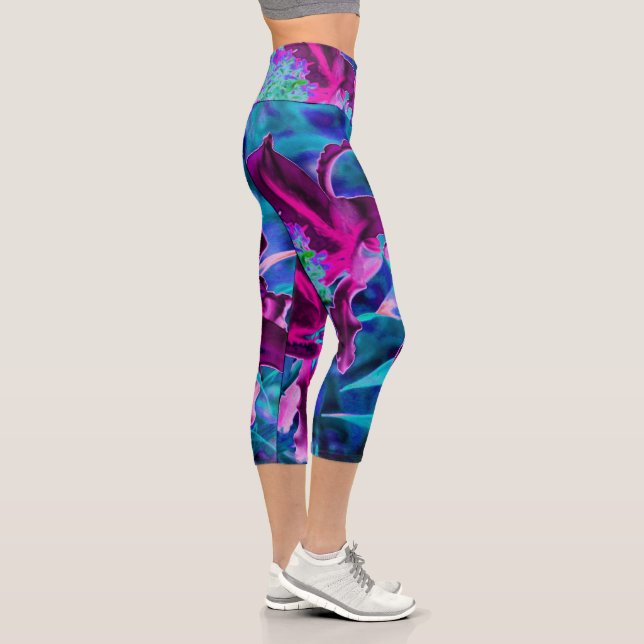 Leggings Capri Abstracto púrpura y rosa caliente Flores de lirio  (Derecha)