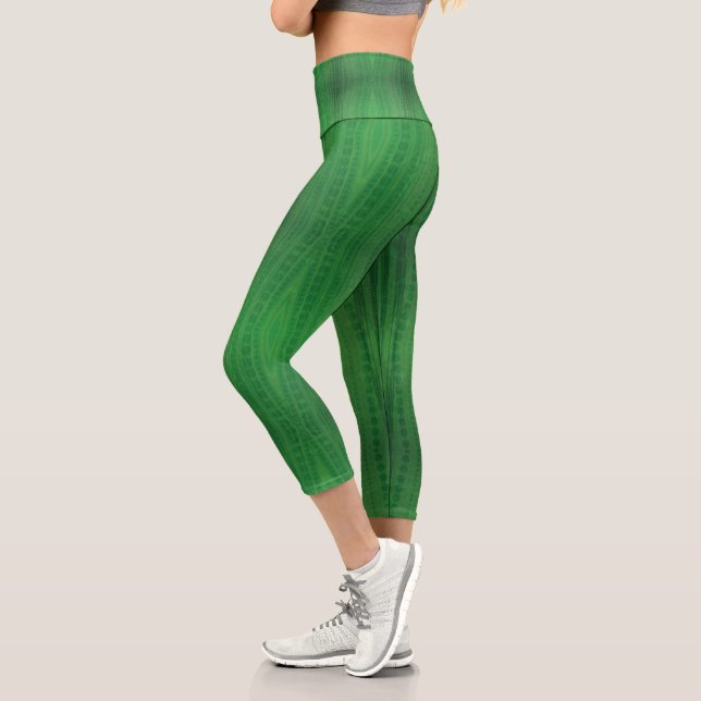 Leggings Capri Aceptación | Patrón de boho ecléctico verde (Izquierda)