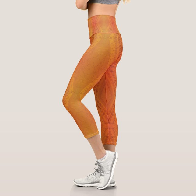 Leggings Capri Aceptación | Patrón de Shibori Amarillo Naranja Ro (Izquierda)