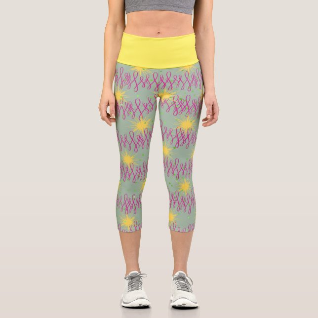Leggings Capri Amarillo capris y verde con estrellas y remolinos (Anverso)