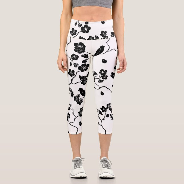 Leggings Capri Aves con motivos blancos y negros en flores de cer (Anverso)