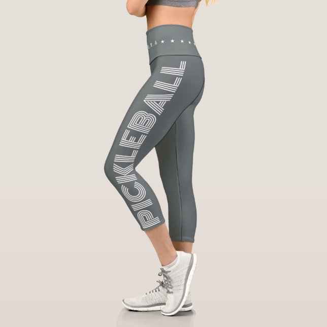 Leggings Capri Baloncesto Gris Dusty Moderno (Izquierda)