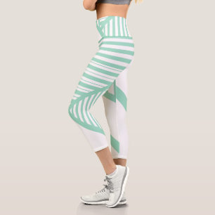 Leggings Capri Bandas triangulares - Verde y blanco