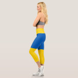 Leggings Capri Bandera de Ucrania<br><div class="desc">Bandera de Ucrania. Bandera ucraniana. Gran regalo con la bandera de Ucrania. Bandas horizontales simples de azul y amarillo.</div>
