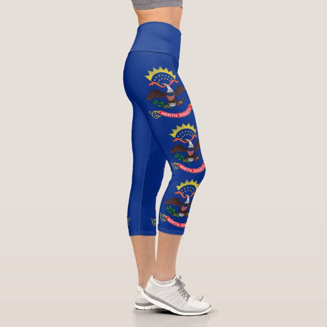 Leggings Capri Bandera del Estado de Dakota del Norte (Derecha)